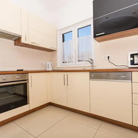 Apartman Bilic-gasic Apartment *