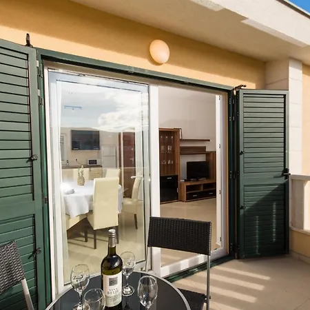 Apartman Bilic-gasic Apartment Marina