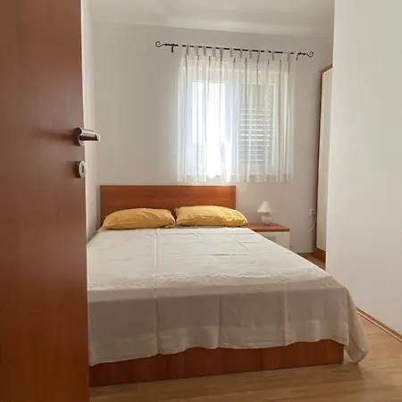 Apartment Apartman Bilic-gasic Marina